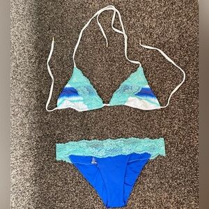 Beach Bunny Two piece swimsuit XL top & Medium bottom